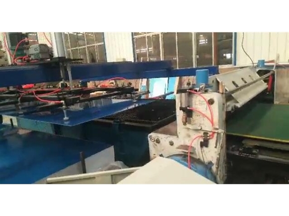 桁架機器人上料機
